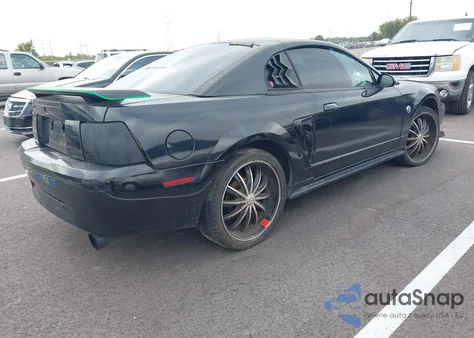 2004 Ford Mustang from USA, damaged, VIN 1FAFP40444F110574